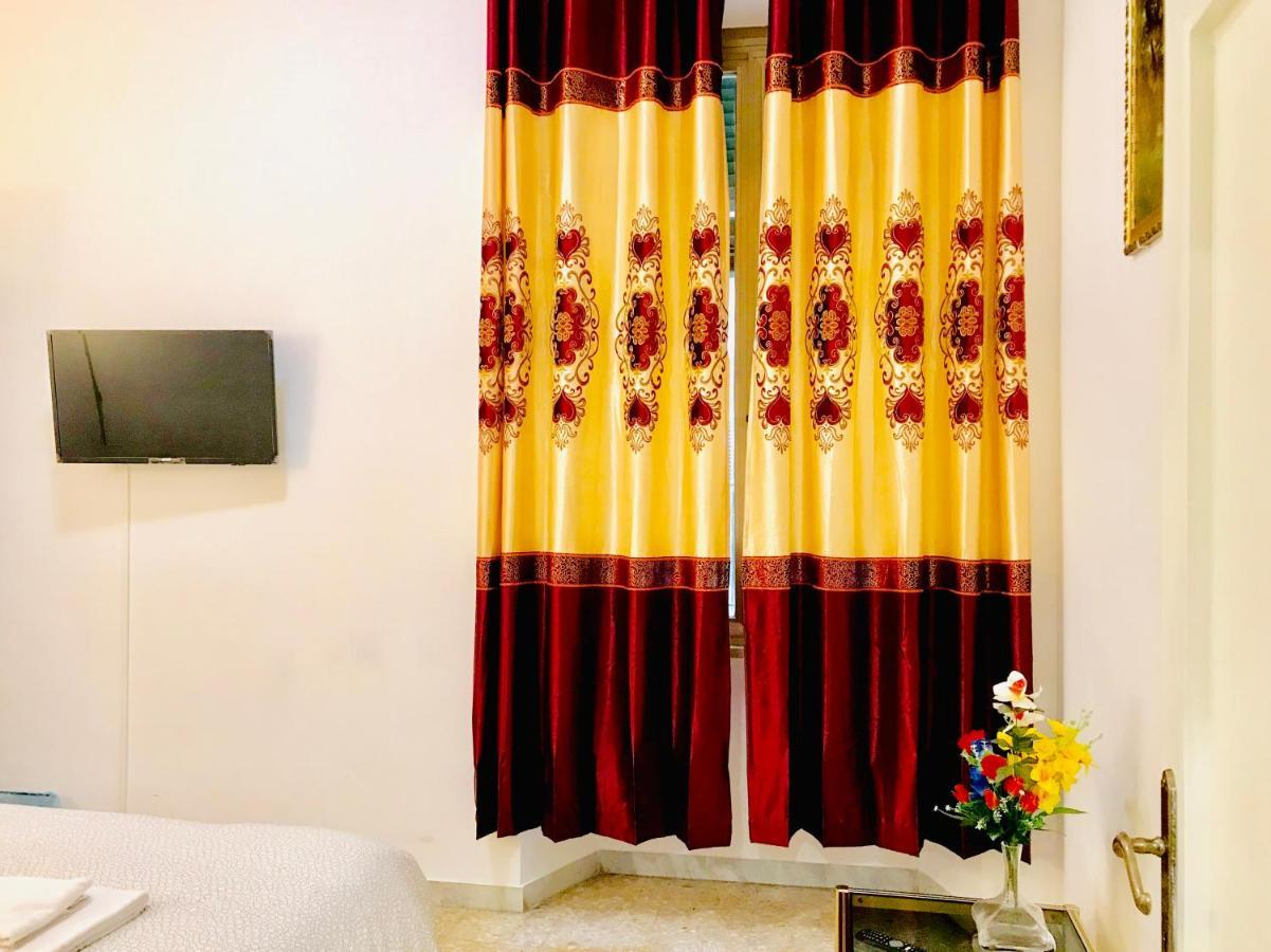 4 Bed Rooms Luxury Apartment Near Colosseum Roma Ngoại thất bức ảnh