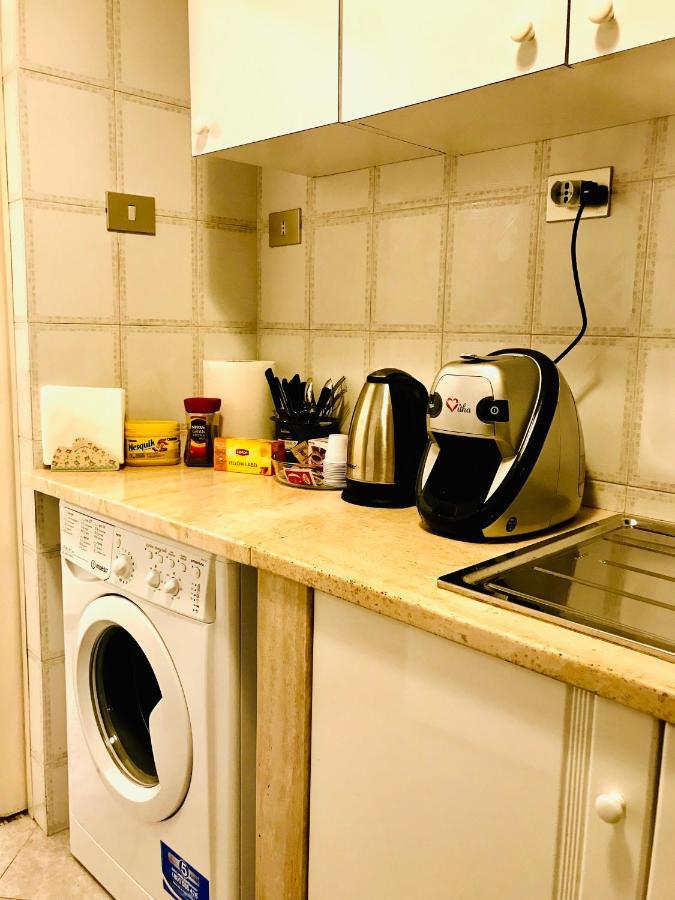 4 Bed Rooms Luxury Apartment Near Colosseum Roma Ngoại thất bức ảnh